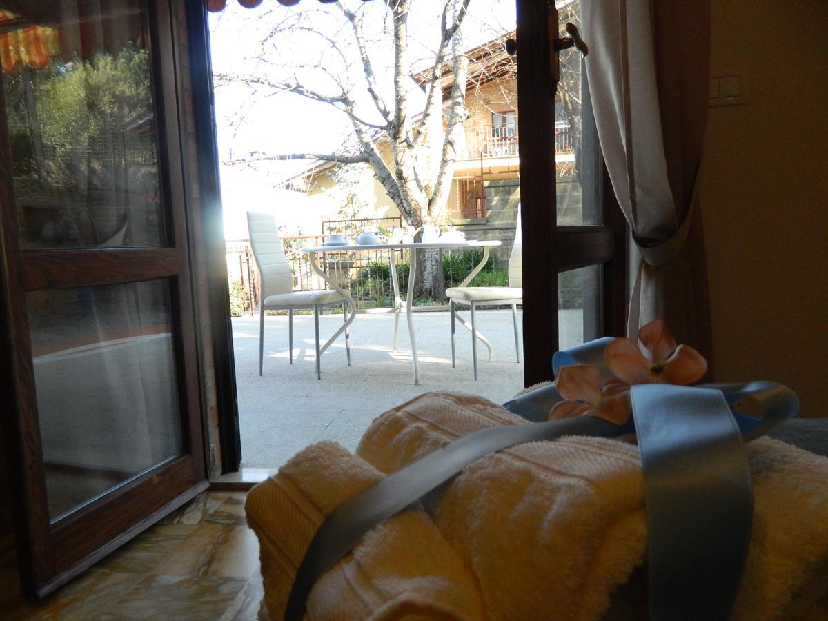 Affittacamere Casa Mac & Rose San Quirico dʼOrcia Exteriör bild